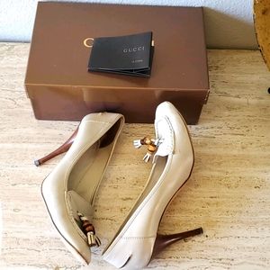 Gucci Cream Heels with Brown Accents